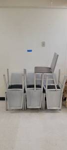 lot 2527 image: Lot of 7 Aluminum Armless Chairs W a Cloth Seat