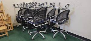 lot 2539 image: Lot of 14 OFM Armless Rolling Office Chairs