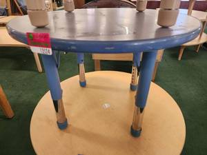 lot 13524 image: Lakeshore Childrens Table W Adjustable Legs