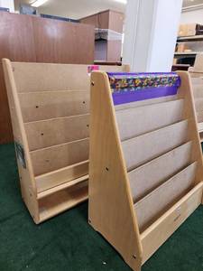 lot 13540 image: Lakeshore and Kaplan Book Displays