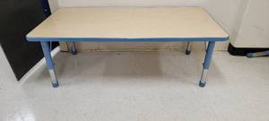 lot 13720 image: Adjustable Height Childrens Table