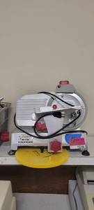 lot 13746 image: Berkel 823E Meat Slicer