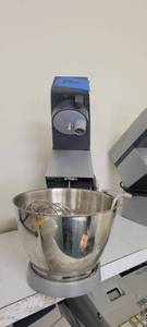 lot 13747 image: Commerical Hamilton Beach Mixer
