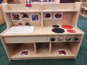 lot 13570 image: Kitchen Play Set