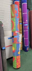lot 13618 image: 7ft Colorful Area Rug