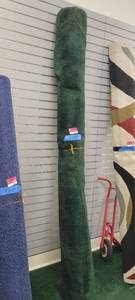 lot 13625 image: 12ft Dark Green Area Rug