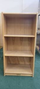 lot 13921 image: Kaplan 3-Tier Wooden Shelf