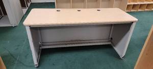 lot 13971 image: Wood Top Metal Frame Desk