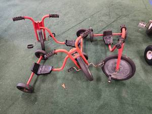 lot 13981 image: Lot of 3 Angels Trikes