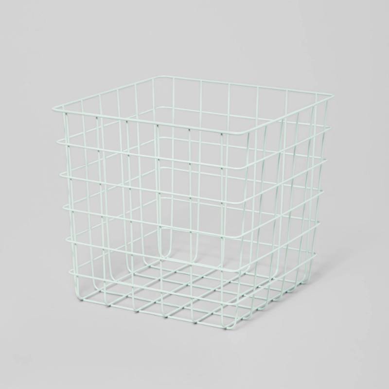 lot 54349 image: Set of 2 Decorative Wire Basket Square Green - Brightroom