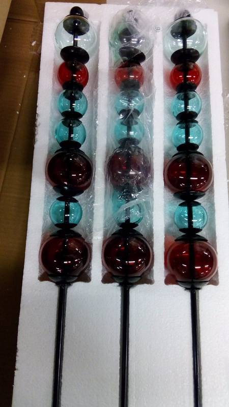 lot 5106 image: 30 in. H Stacked Glass Globes-Color Combo 3 Garden Stake (3-Pack per Case)