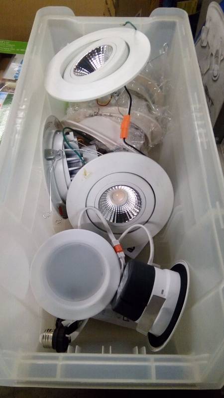 lot 6921 image: Lot of LED Recessed Lighting