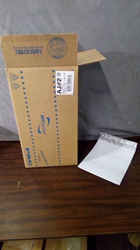 lot 6957 image: case of (100) 8.5x11.25 shipping air jackets
