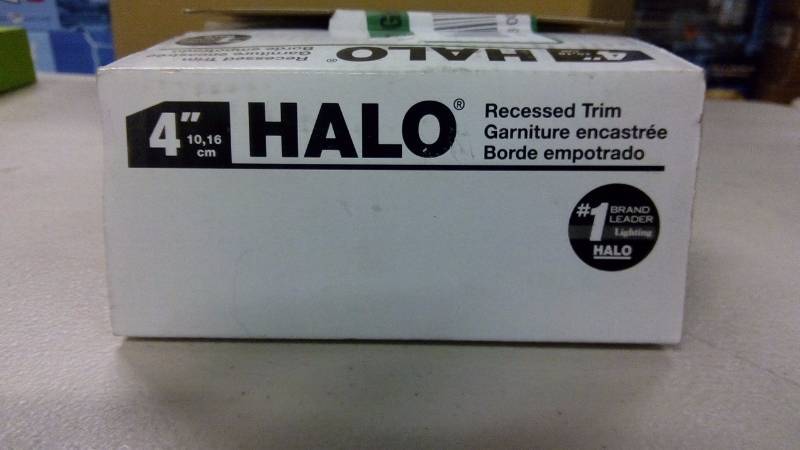 lot 6991 image: Halo 993W, 4 Trim Coilex Baffle White Trim with White Baffle