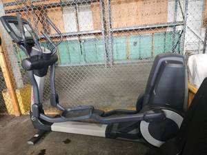 lot 3505 image: Life Fitness Model 95X Elliptical
