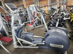 lot 3542 image: Precor Model EFX 586i Elliptical Machine