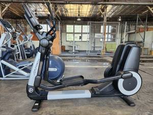 lot 3564 image: Life Fitness Model 95XS Elliptical