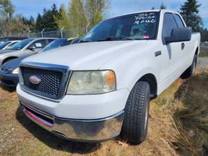 lot 2563 image: 2007 Ford F150 Extended Cab PickUp Truck, White