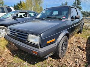 lot 2565 image: 1986 Volkswagen Golf, Black