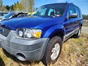 lot 2572 image: 2005 Ford Escape XLS 4WD, Blue