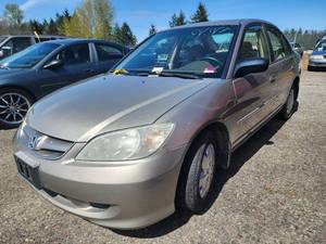 lot 2607 image: 2005 Honda Civic, Beige