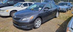 lot 2573 image: 2007 Toyota Camry, Gray