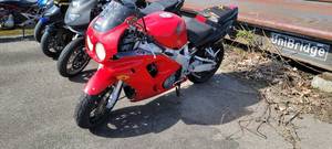 lot 2615 image: 1993 Honda Motorcycle, Red