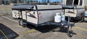 lot 2629 image: 2018 Rockwood Freedom By Forest River Popup Style Camper