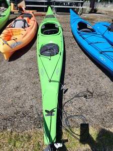 lot 2719 image: 17ft Green Necky Cross Lock Kayak