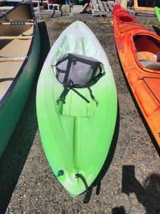 lot 2724 image: 9ft Tropic 9.0 Green and White Kayak