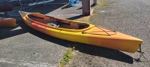 lot 2714 image: 14ft Old Town Otter 2-Person Canoe