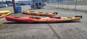 lot 2734 image: 18ft Necky Looksha T 2-Person Kayak