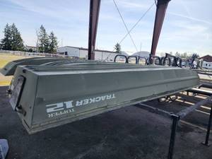 lot 2644 image: Topper Tracker 12ft Flat Bottom John Boat