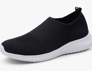 lot 5887 image: TioseBon BlackWhite Slip On Shoes Size 6.5