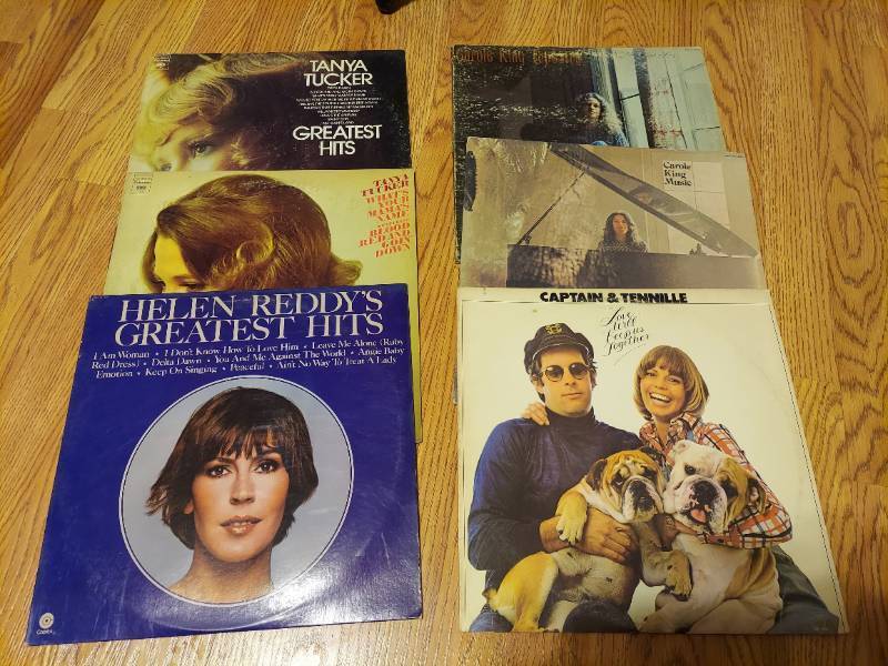lot 6586 image: Assorted Records