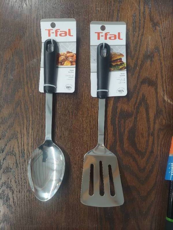 lot 16149 image: T-fal Spoon and Turner