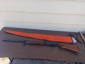 lot 6038 image: 12 Guage Savage 30 Series B Shotgun - A824301 - Has Broken Piece