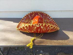 lot 6057 image: Sombrero