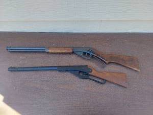 lot 6095 image: 2 BB Guns - Red Ryder and Daisey