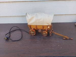 lot 6107 image: covered wagon light - works