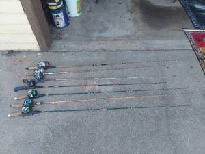 lot 6115 image: 7 rods and reels