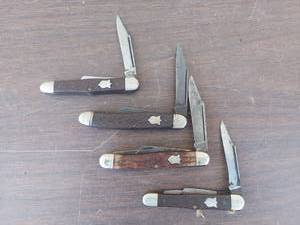 lot 6121 image: 4 pocket knives