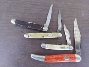 lot 6133 image: 4 Imperial Pocket Knives