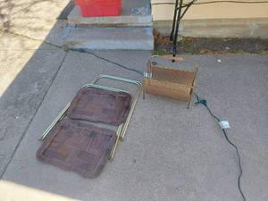 lot 6164 image: 2 TV trays and a magazine holder