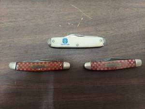 lot 6191 image: 3 advertising pocket knives