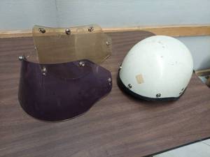 lot 6242 image: Motorcycle Helmet with 2 Visors