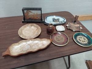 lot 6636 image: Ashtrays, Lighter and Asian Carving