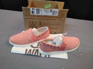lot 6669 image: Spenco Revitalign Orthotic Suede Leather Water Repellent Slip-Ons Sneakers womens size 6.5w pink
