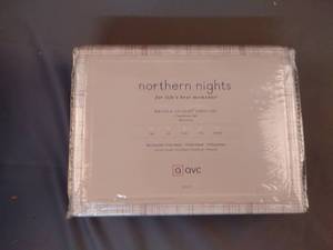 lot 6676 image: Northern Nights 400TC 100% Cotton bedding sheet set with wrinkle defense Logan Plaid Dusty Rose Full size