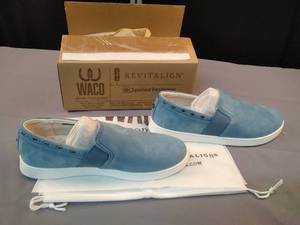 lot 6691 image: Spenco Revitalign Suede Leather Water resistant slip on sneakers Blue womens size 7